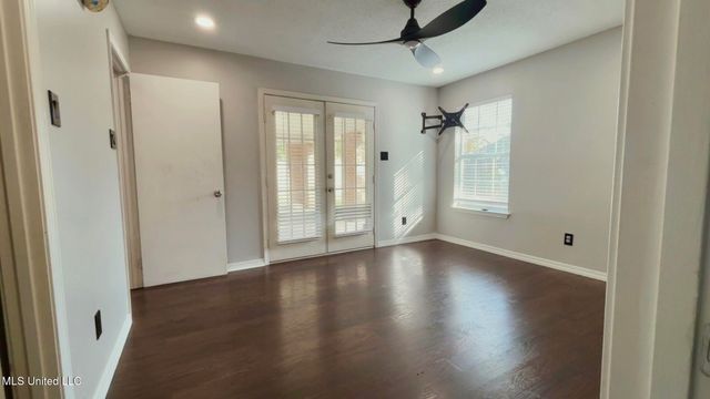 979 Bluff Ridge, Biloxi, MS 39532