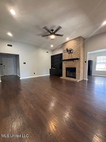 979 Bluff Ridge, Biloxi, MS 39532