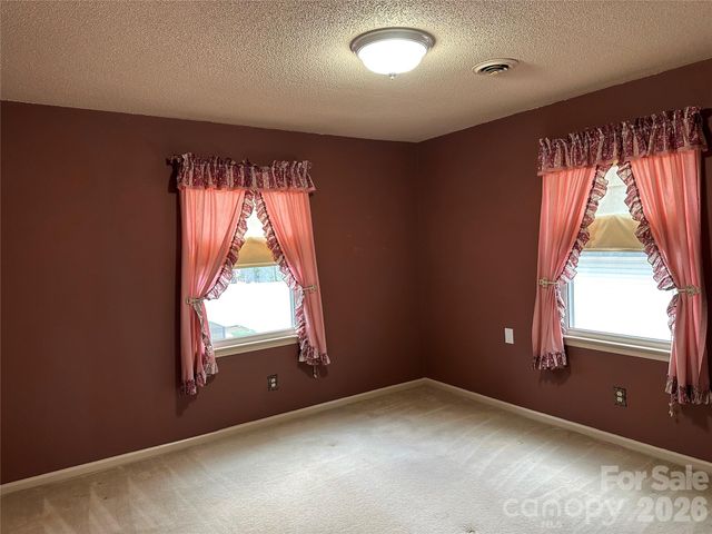 1215 Wiltshire Drive 30, Kannapolis, NC 28081