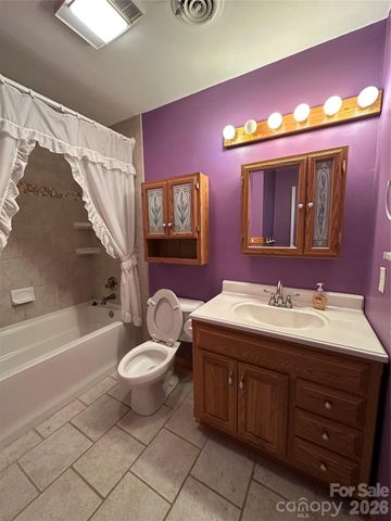 1215 Wiltshire Drive 30, Kannapolis, NC 28081