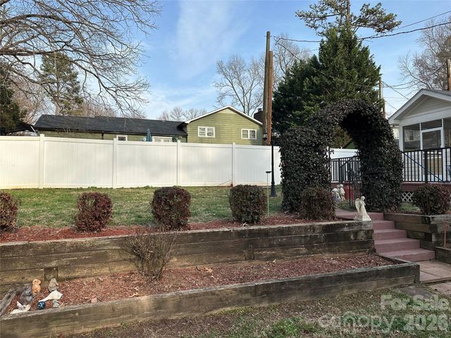 1215 Wiltshire Drive 30, Kannapolis, NC 28081