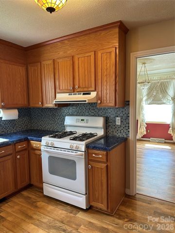 1215 Wiltshire Drive 30, Kannapolis, NC 28081