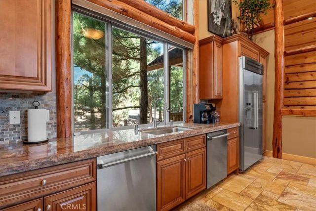 1020 Heritage Trail, Big Bear City, CA 92314