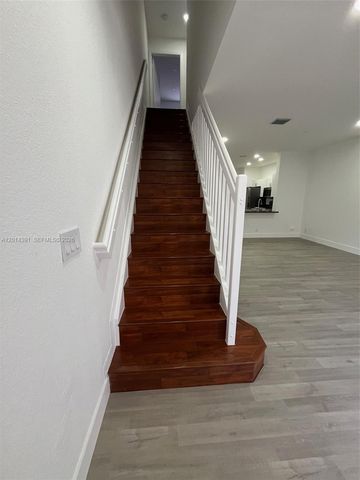 2216 Ensenada Ter, Weston, FL 33327