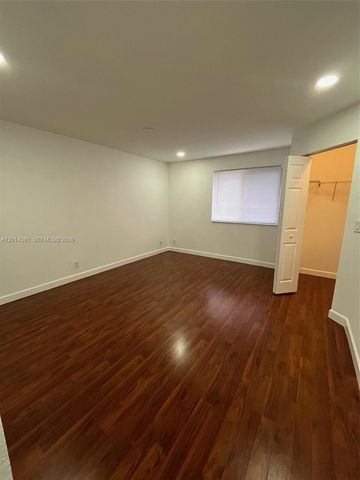 2216 Ensenada Ter, Weston, FL 33327