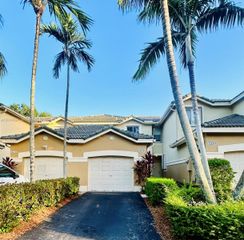 2216 Ensenada Ter, Weston, FL 33327
