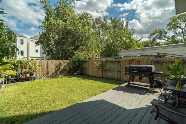 5318 Wunder Lane, Houston, TX 77091