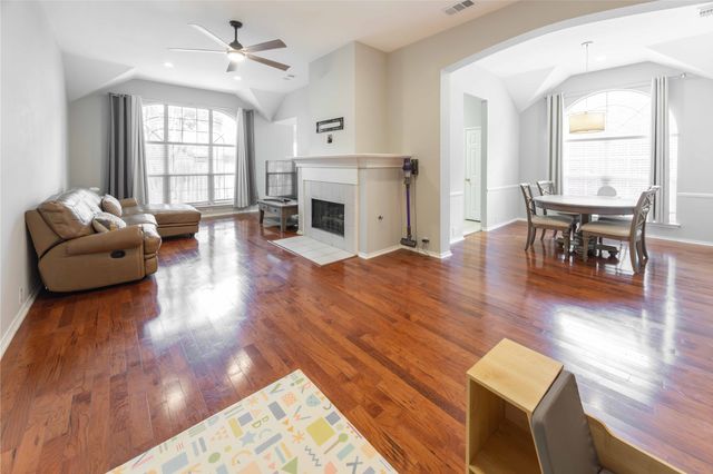 2405 Pinehurst Court, Highland Village, TX 75077
