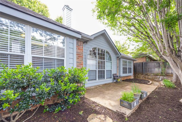 2405 Pinehurst Court, Highland Village, TX 75077