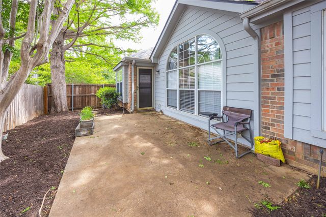 2405 Pinehurst Court, Highland Village, TX 75077