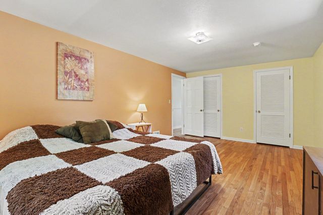 1653 Ridgeview Street SE, Grand Rapids, MI 49506