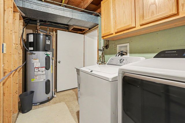 1653 Ridgeview Street SE, Grand Rapids, MI 49506