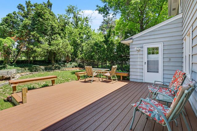 1653 Ridgeview Street SE, Grand Rapids, MI 49506