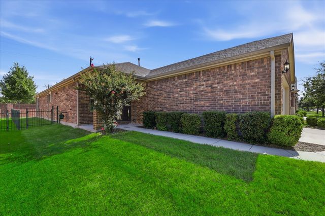 2090 Marsh Point Drive, Frisco, TX 75036
