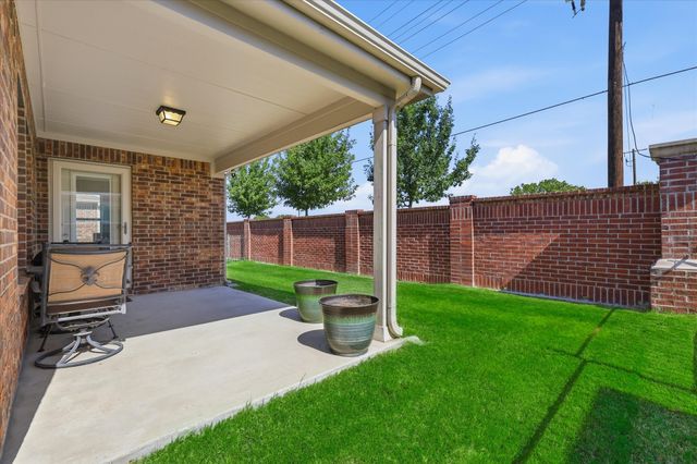 2090 Marsh Point Drive, Frisco, TX 75036