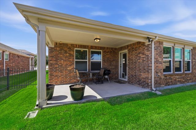 2090 Marsh Point Drive, Frisco, TX 75036