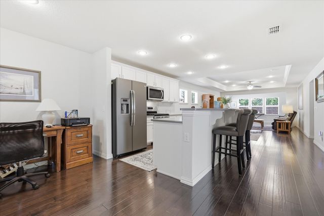 2090 Marsh Point Drive, Frisco, TX 75036