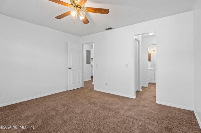 476 LOMBARD Street 2D, Orange Park, FL 32073