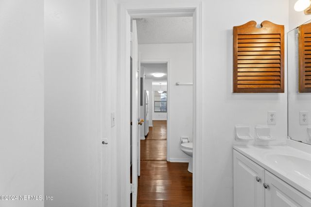 476 LOMBARD Street 2D, Orange Park, FL 32073