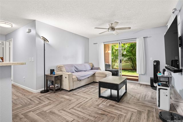 94-545 Lumiaina Street S101, Waipahu, HI 96797