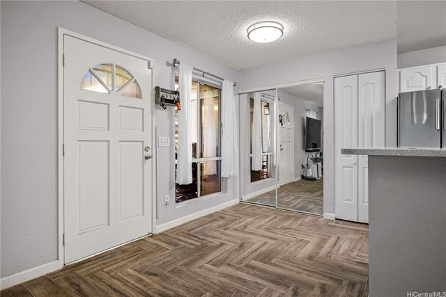 94-545 Lumiaina Street S101, Waipahu, HI 96797