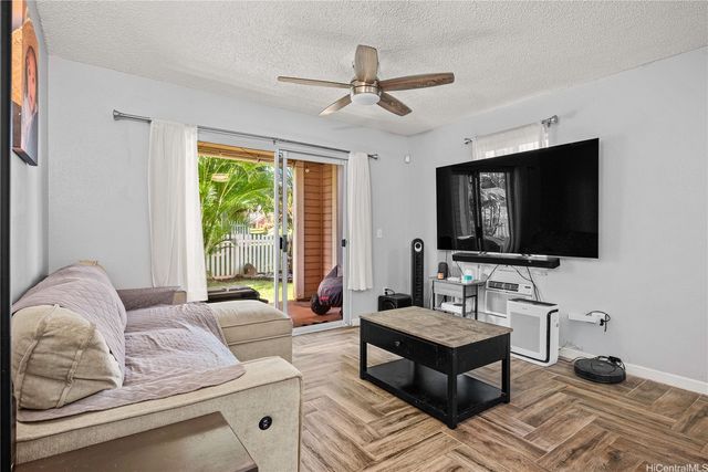 94-545 Lumiaina Street S101, Waipahu, HI 96797