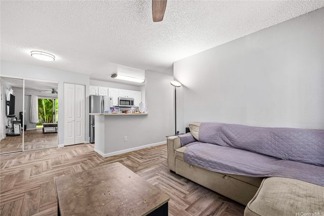 94-545 Lumiaina Street S101, Waipahu, HI 96797