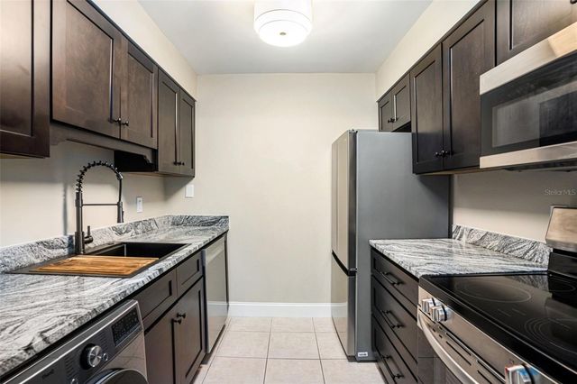 4325 AEGEAN DRIVE 114B, Tampa, FL 33611