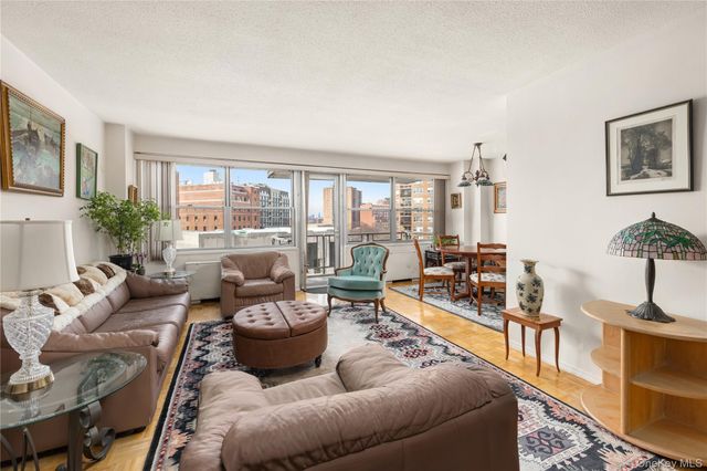 70-31 108th Street 6E, Forest Hills, NY 11375