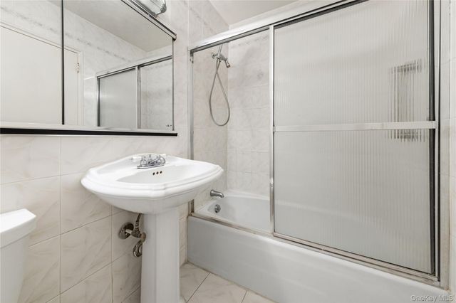 70-31 108th Street 6E, Forest Hills, NY 11375