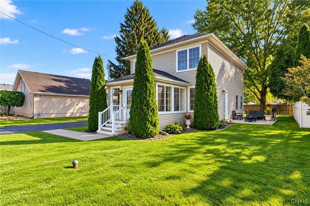 8846 Seneca Avenue, Cicero, NY 13039