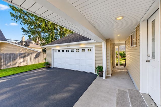 8846 Seneca Avenue, Cicero, NY 13039