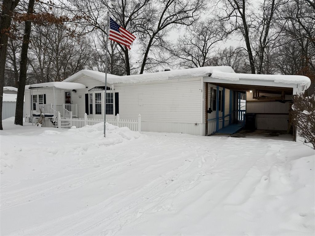 3820 Victorian Lane, Muskegon, MI 49442