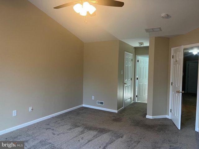 1470 SWEETBRIAR DR, Jamison, PA 18929