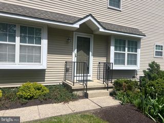 1470 SWEETBRIAR DR, Jamison, PA 18929