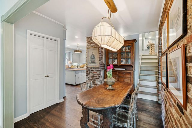 352 Confederate Circle, Charleston, SC 29407