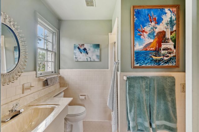 352 Confederate Circle, Charleston, SC 29407