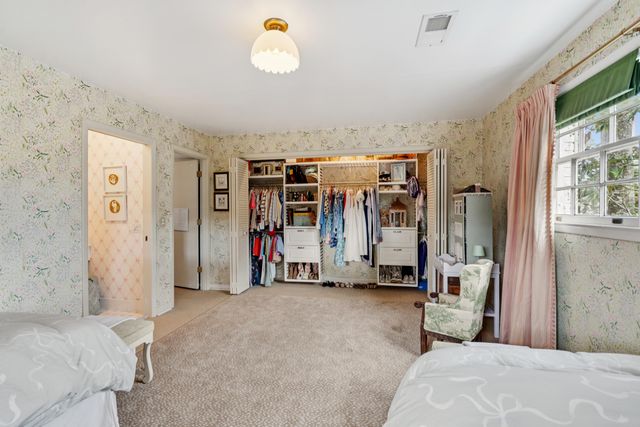 352 Confederate Circle, Charleston, SC 29407