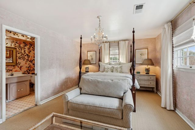 352 Confederate Circle, Charleston, SC 29407