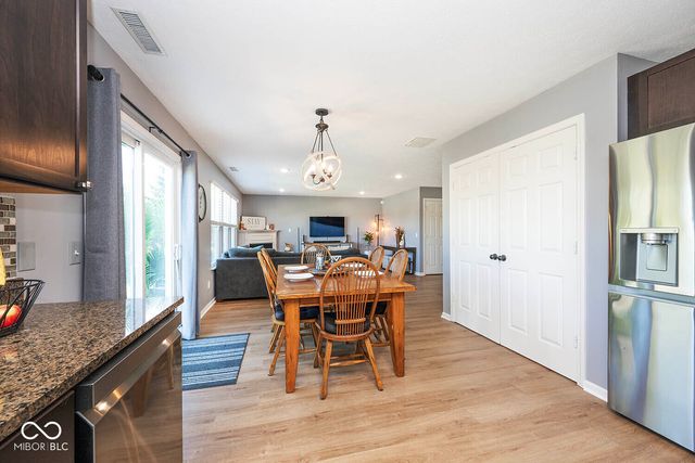 6922 W Briarwood Boulevard, New Palestine, IN 46163