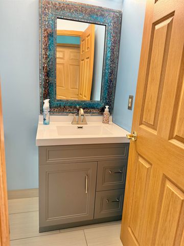 2821 Churchhill Lane, Saginaw, MI 48603