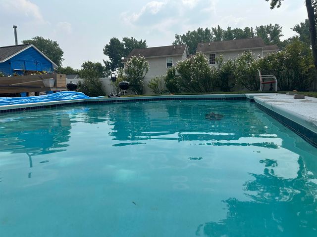 2821 Churchhill Lane, Saginaw, MI 48603