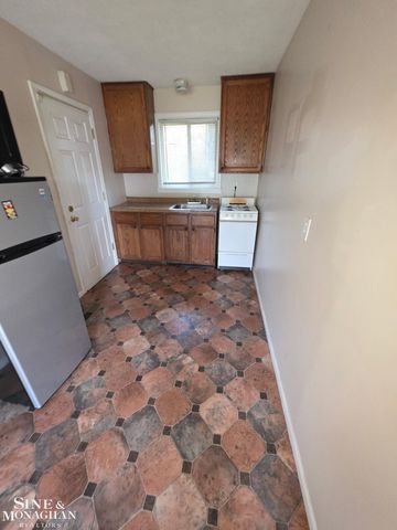 16666 E 8 Mile Road, Detroit, MI 48205