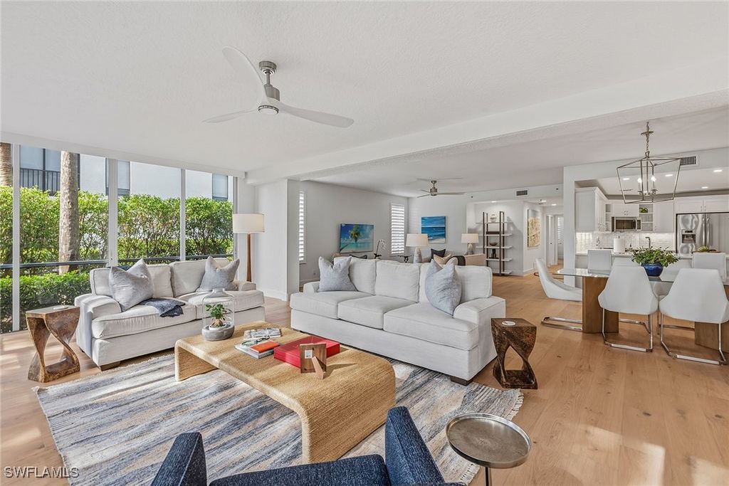 776 Eagle Creek DR 103, Naples, FL 34113