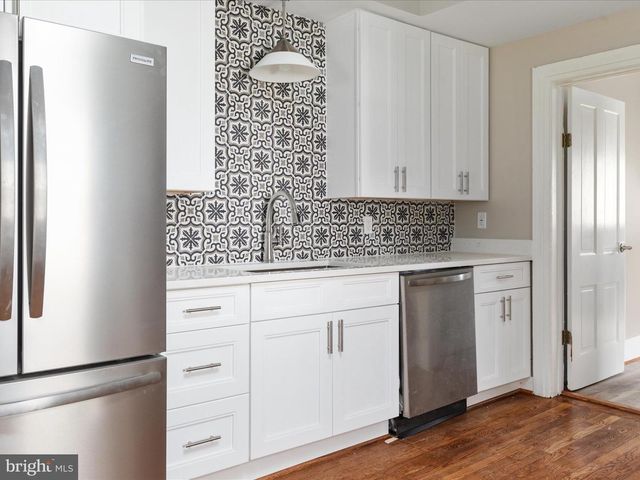 323 OSAGE ST, Front Royal, VA 22630