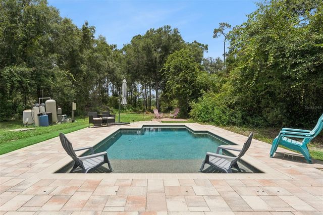 2535 E LAKE DRIVE, Deland, FL 32724
