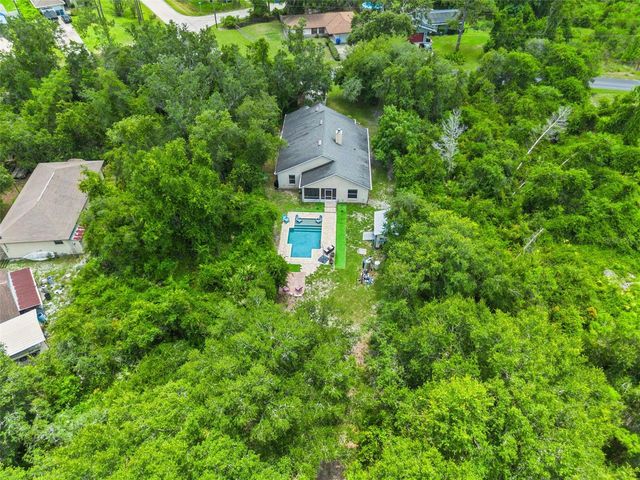2535 E LAKE DRIVE, Deland, FL 32724