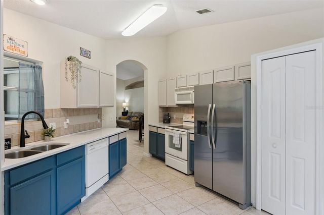 2535 E LAKE DRIVE, Deland, FL 32724