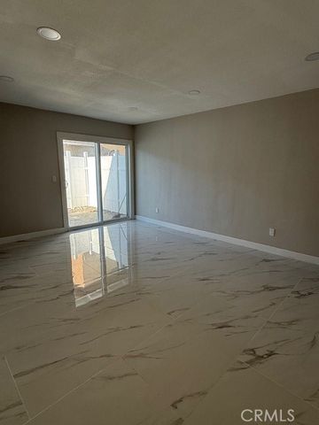 16682 Goldenwest 3, Huntington Beach, CA 92647