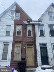 1813 SUSQUEHANNA ST, Harrisburg, PA 17102